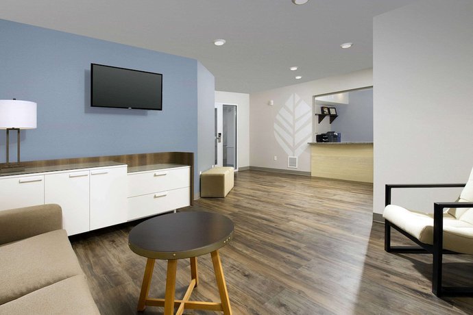 Imagen de los interiores del Hotel Woodspring Suites Chicago Darien. Foto 20