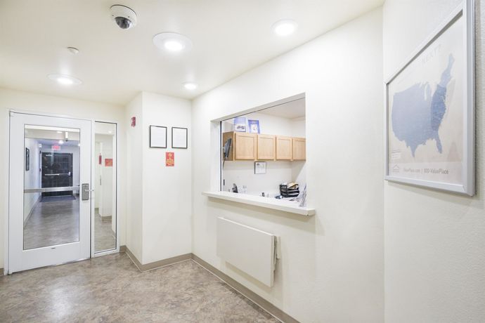 Imagen de la habitación del Hotel Woodspring Suites Columbus Fort Benning Bldg. 1. Foto 11