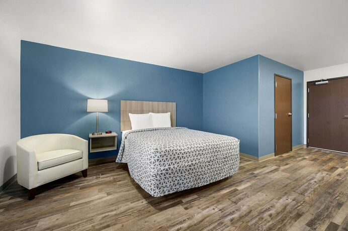 Imagen de la habitación del Hotel Woodspring Suites Dearborn - Detroit. Foto 17