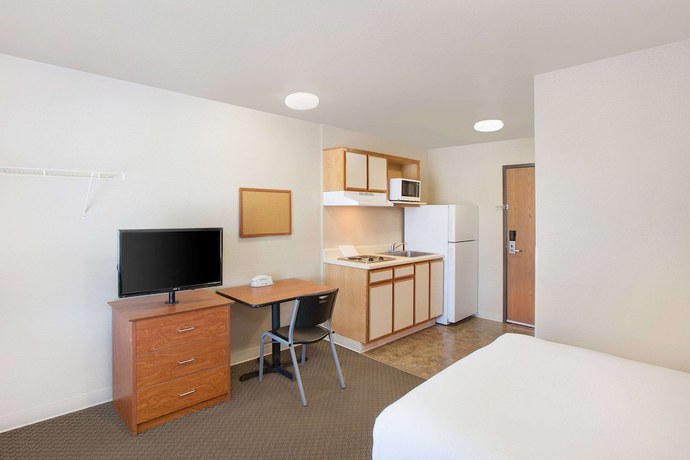 Imagen de la habitación del Hotel Woodspring Suites Jacksonville Beach Blvd. Foto 9