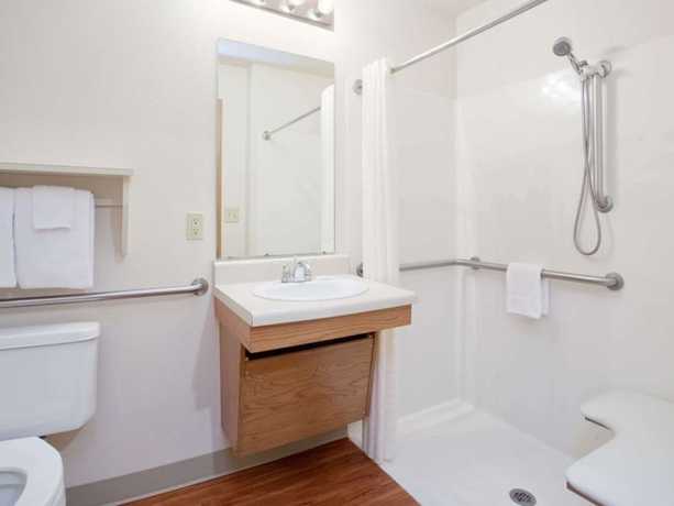 Imagen de la habitación del Hotel Woodspring Suites Lafayette. Foto 12