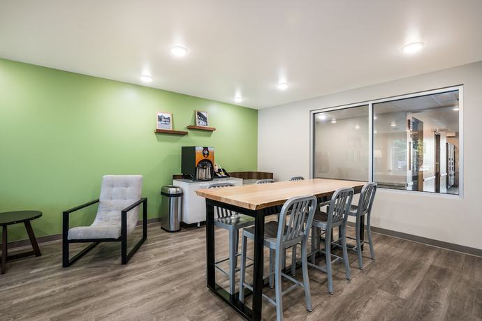 Imagen de los interiores del Hotel Woodspring Suites Littleton-South Denver. Foto 14