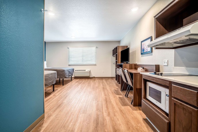Imagen de la habitación del Hotel Woodspring Suites Naples West. Foto 5
