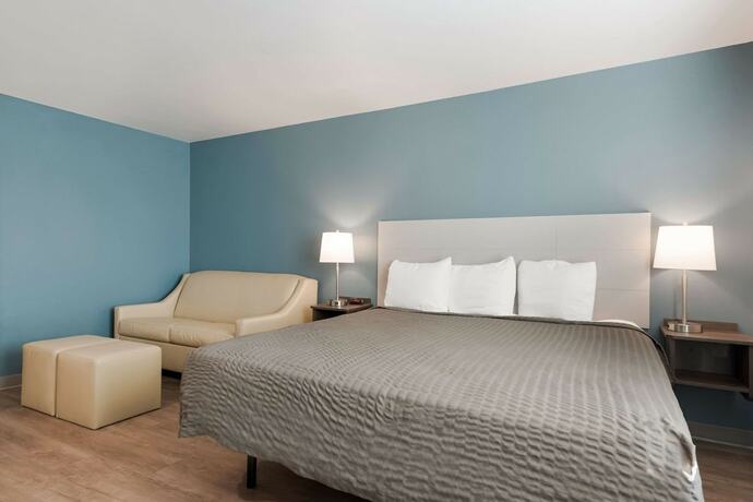 Imagen de la habitación del Hotel Woodspring Suites Phoenix-deer Valley. Foto 18