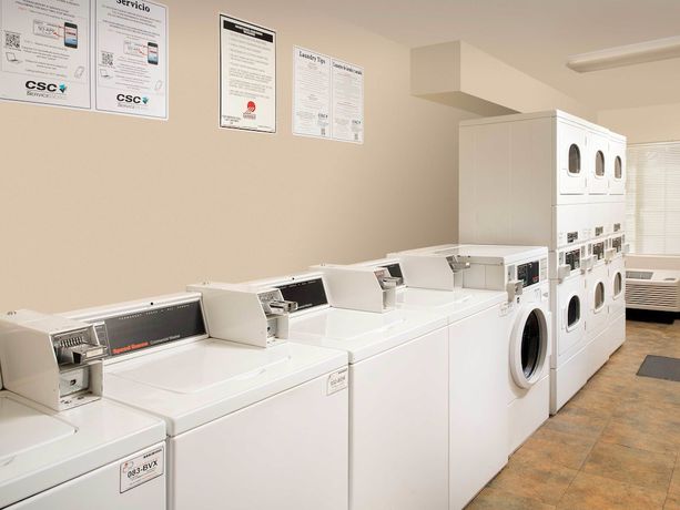 Imagen de los interiores del Hotel Woodspring Suites San Antonio Fort Sam. Foto 19