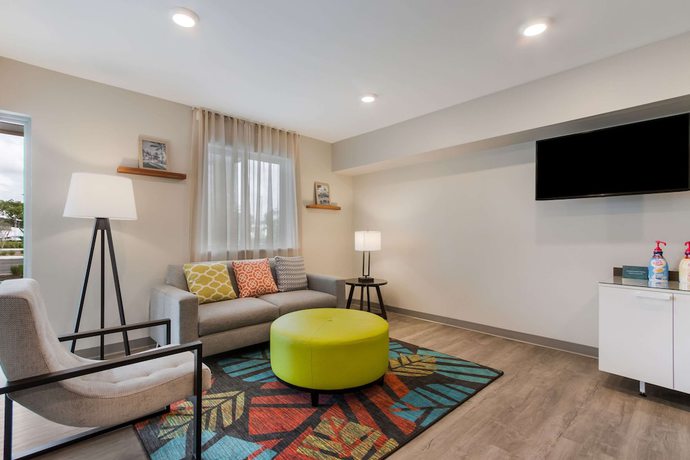 Imagen de los interiores del Hotel Woodspring Suites Tamarac. Foto 14