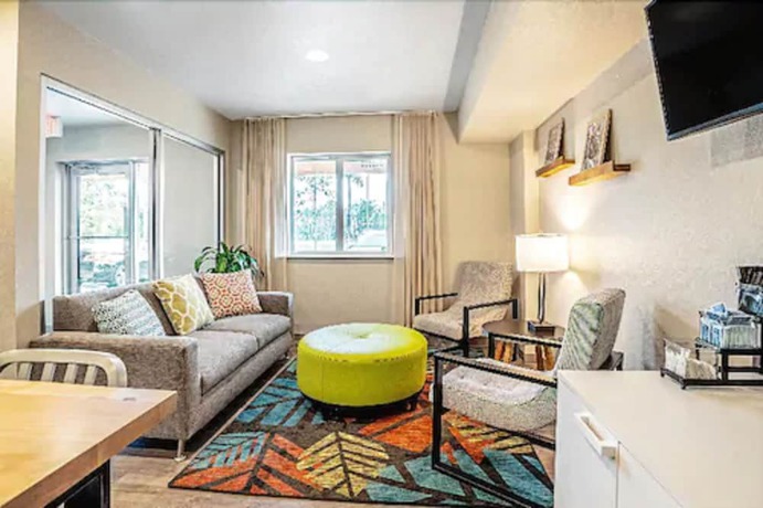 Imagen de los interiores del Hotel Woodspring Suites Tamarac. Foto 15