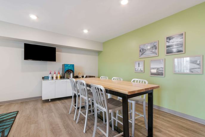 Imagen de los interiores del Hotel Woodspring Suites Tamarac. Foto 17