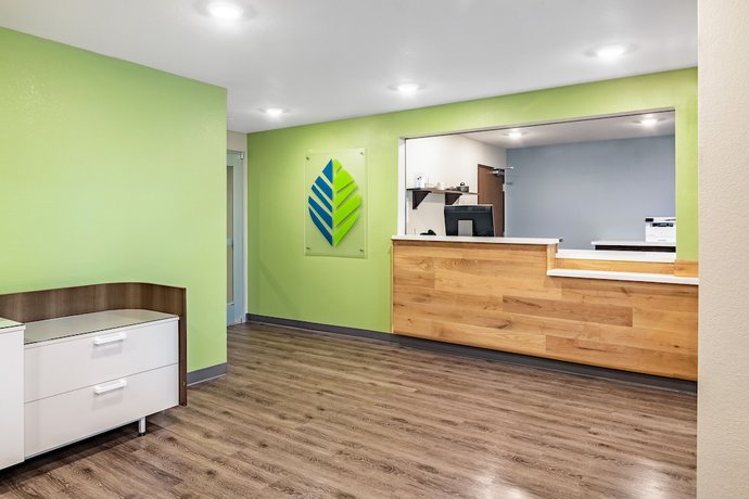 Imagen de los interiores del Hotel Woodspring Suites Toledo Maumee. Foto 18