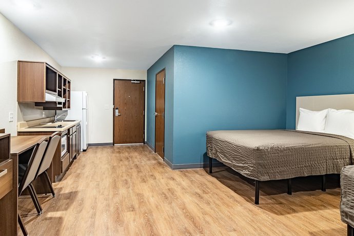 Imagen de la habitación del Hotel Woodspring Suites Toledo Maumee. Foto 10