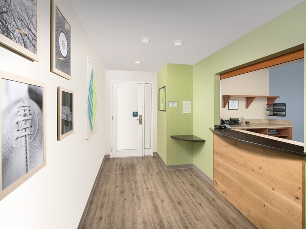 Imagen de los interiores del Hotel Woodspring Suites Wichita South. Foto 15