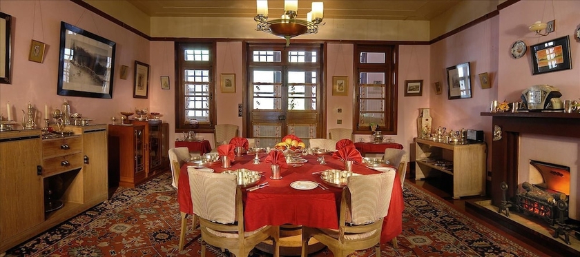 Imagen del bar/restaurante del Hotel Woodville Palace by Signum. Foto 3