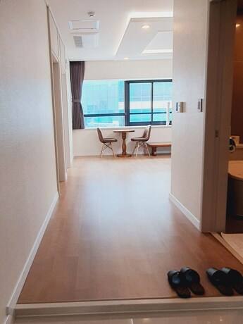 Imagen de la habitación del Hotel Wooin. Foto 20