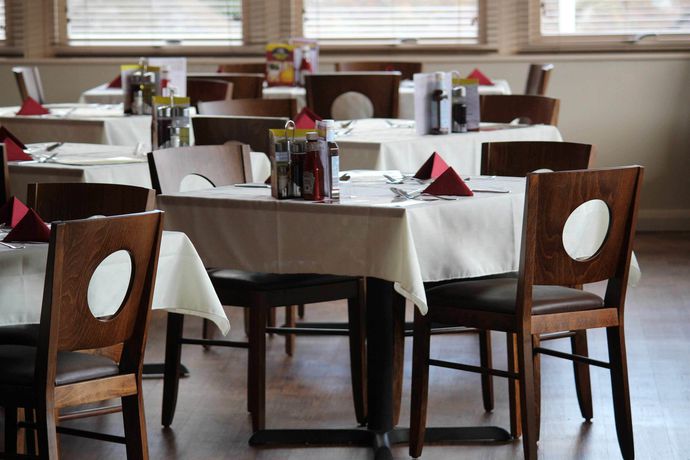 Imagen de los exteriores del Hotel Wookey Hole. Foto 14