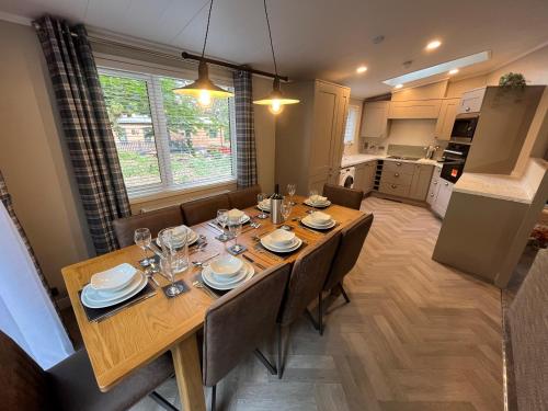 Imagen general del Hotel Woolverstone Marina and Lodge Park. Foto 6