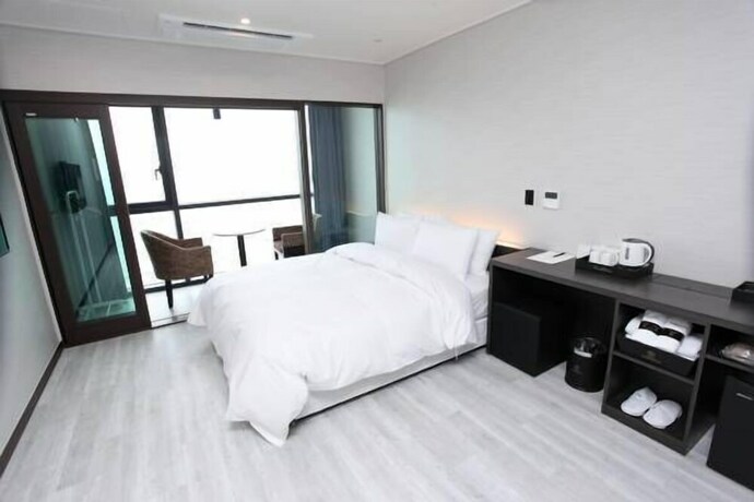 Imagen de la habitación del Hotel Wooyeon Flora. Foto 16
