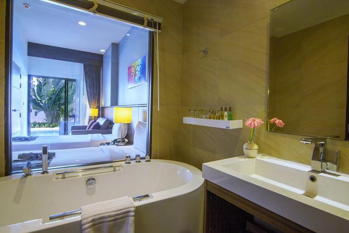 Imagen de la habitación del Hotel Woraburi Pattaya Resort and Spa. Foto 7
