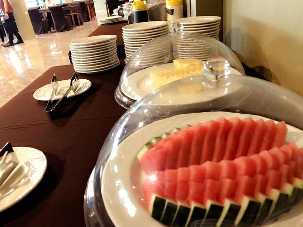 Imagen del bar/restaurante del Hotel Work Den Chiangrai. Foto 5