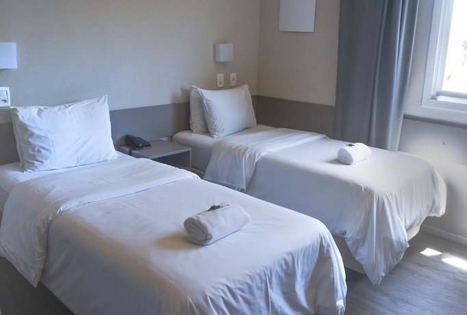 Imagen de la habitación del Hotel Work. Foto 5