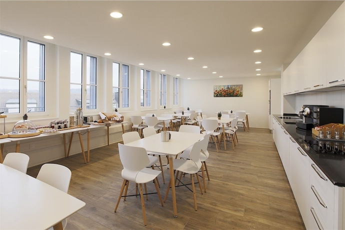 Imagen del bar/restaurante del Hotel Work Life Residence By Primestay. Foto 2