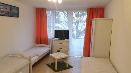 Imagen de la habitación del Hotel Workers-Sleep-Station. Foto 16