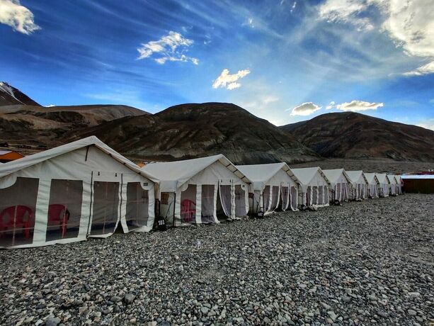 Imagen general del Hotel World Attic Camp. Foto 1