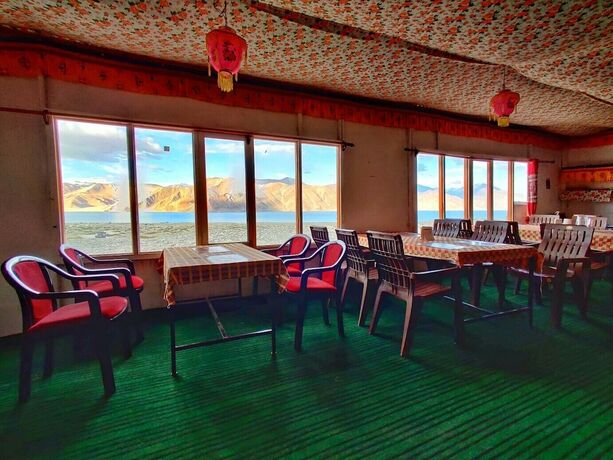 Imagen general del Hotel World Attic Camp. Foto 5