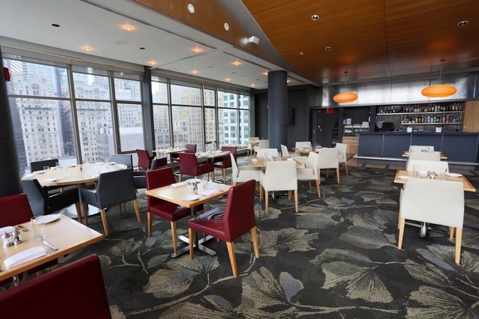 Imagen del bar/restaurante del Hotel World Center Hotel. Foto 2