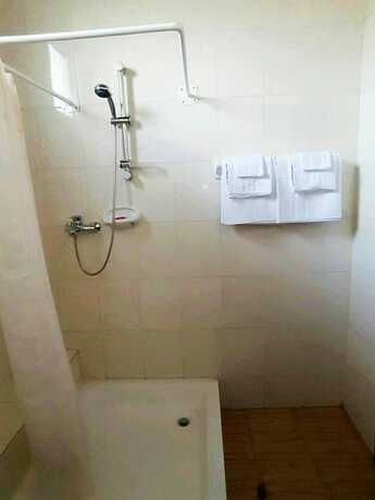 Imagen de la habitación del Hotel World House Gisozi. Foto 15