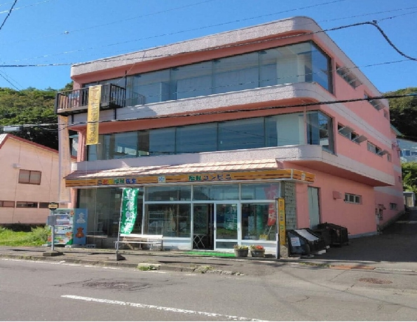 Imagen general del Hotel World Inn Muroran Nakamano-Ie! Noboribetsu, Toyako, Sapporo, and Airport Direct Bus Stop. Foto 1