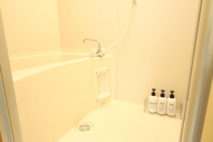 Imagen de la habitación del Hotel World Inn Taisho. Foto 36