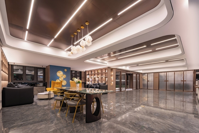 Imagen de los interiores del Hotel World Jinan Fengming Road. Foto 16