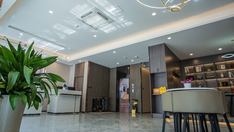 Imagen de los interiores del Hotel World Smart Dezhou Railway Station. Foto 13