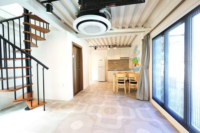 Imagen de la habitación del Hotel World Village Poolvilla. Foto 22