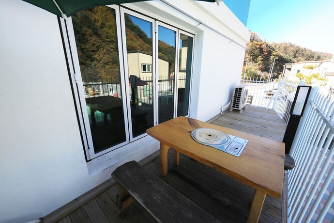 Imagen de la habitación del Hotel World Village Poolvilla. Foto 23