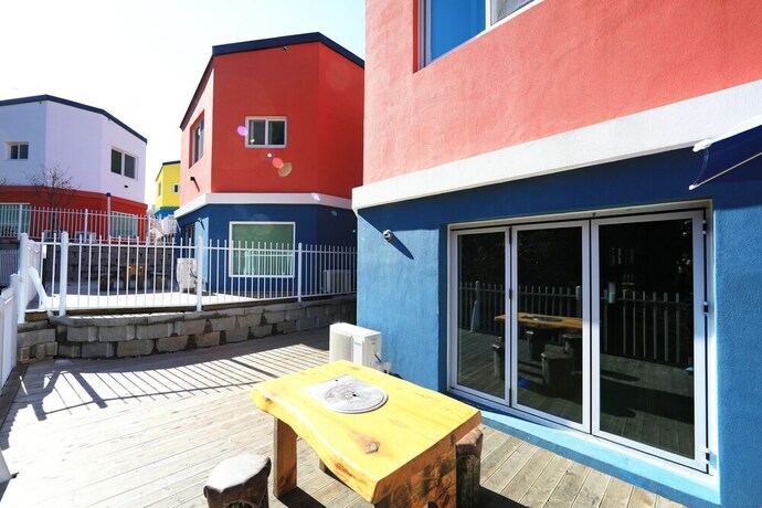 Imagen de la habitación del Hotel World Village Poolvilla. Foto 31