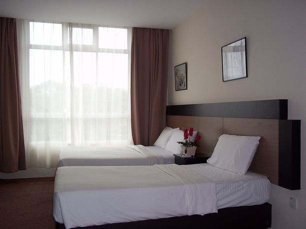 Imagen de los interiores del Hotel World Youth. Foto 7