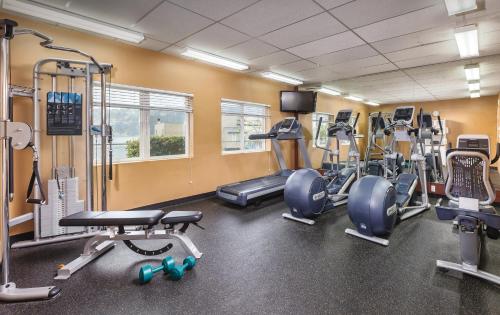 Imagen de los interiores del Hotel WorldMark Discovery Bay. Foto 14