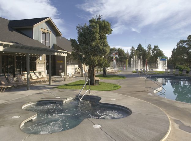 Imagen de la piscina del Hotel WorldMark Eagle Crest. Foto 15