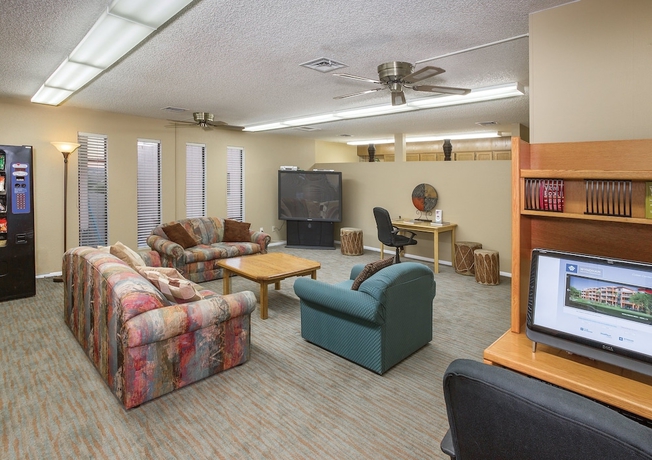 Imagen de los interiores del Hotel WorldMark Havasu Dunes. Foto 17