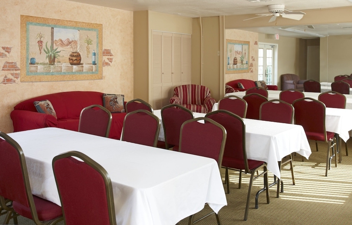 Imagen de los interiores del Hotel WorldMark Havasu Dunes. Foto 18