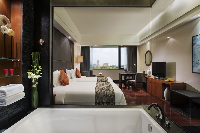 Imagen de la habitación del Hotel Worldhotel Grand Dushulake. Foto 8