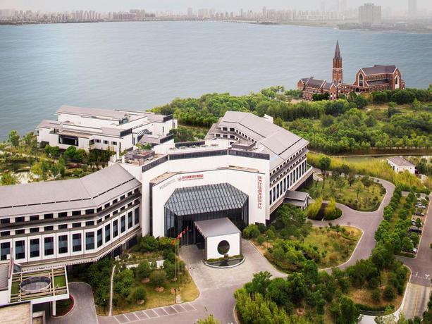 Imagen general del Hotel Worldhotel Grand Dushulake Suzhou. Foto 10
