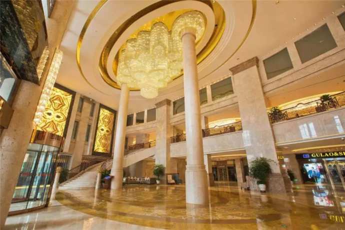 Imagen de los interiores del Hotel Worldhotel Grand Jiaxing Hunan. Foto 18