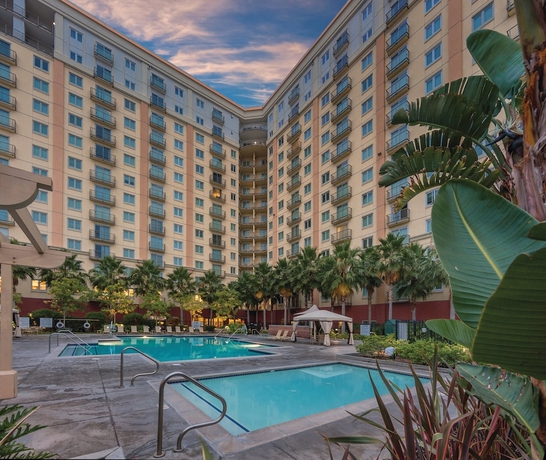Imagen de la piscina del Hotel Worldmark Anaheim. Foto 19