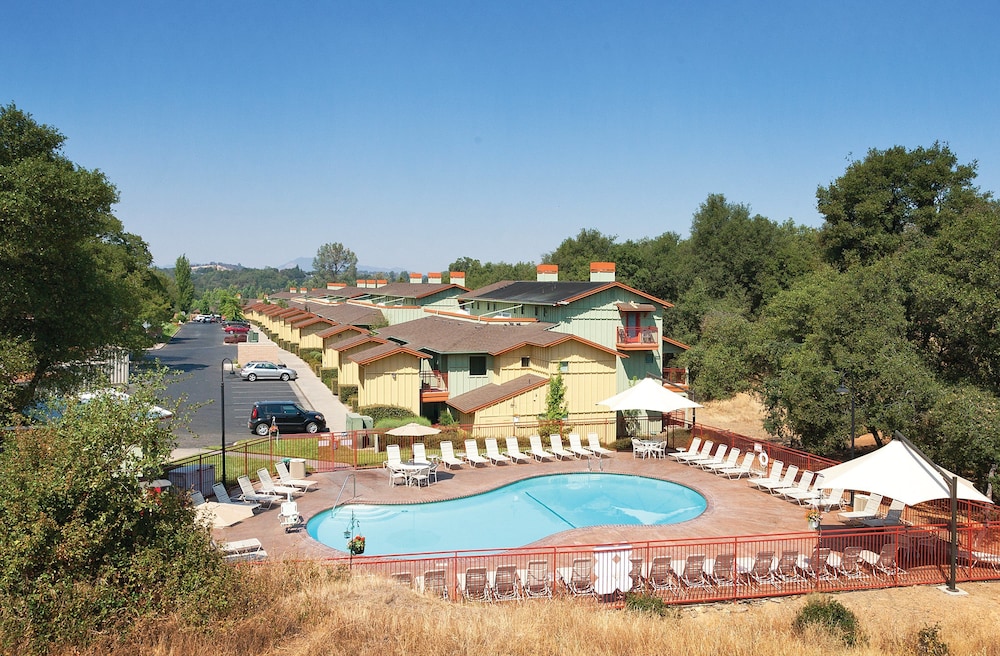 Imagen de la piscina del Hotel Worldmark Angels Camp. Foto 17