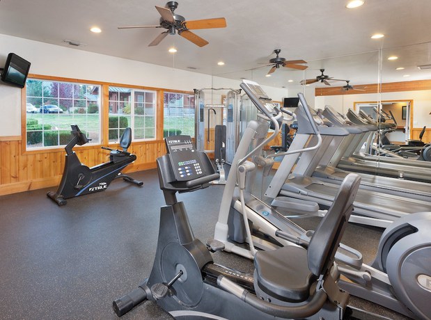 Imagen de los interiores del Hotel Worldmark Big Bear Lake. Foto 13