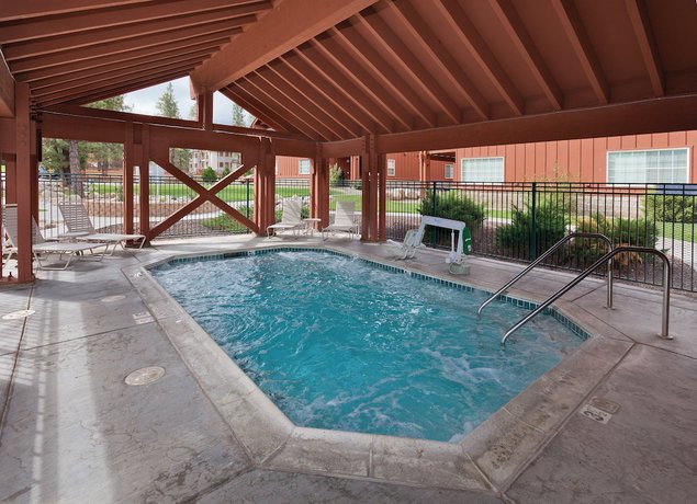 Imagen de la piscina del Hotel Worldmark Big Bear Lake. Foto 17