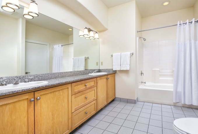 Imagen de la habitación del Hotel Worldmark Cathedral City. Foto 16