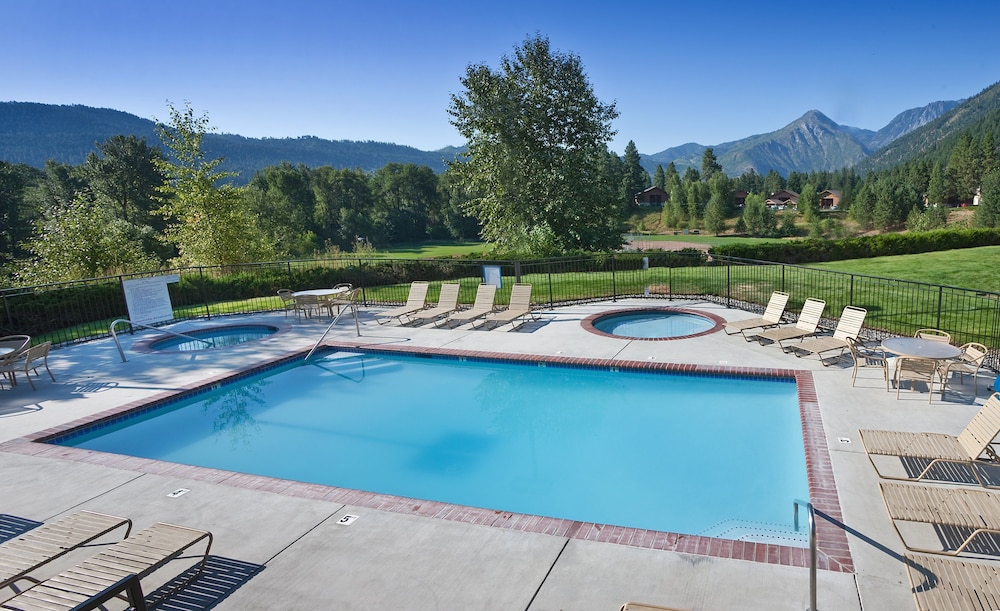 Imagen de la piscina del Hotel Worldmark Leavenworth. Foto 17